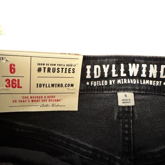 NEW Idyllwind Gypsy High Rise Bootcut Jeans Black Lace Up Front Size 6 x36 Long - Picture 3 of 5